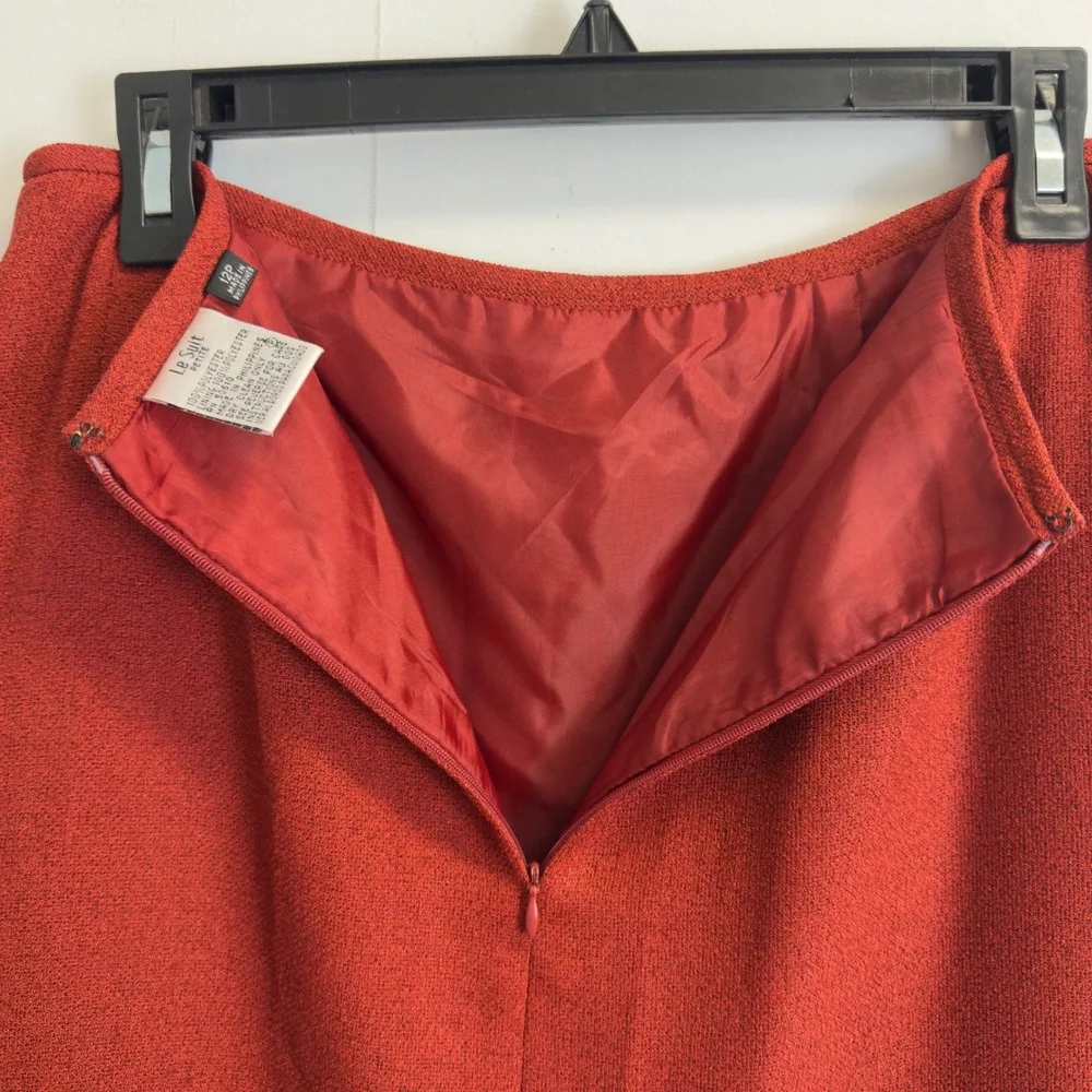 Le Suit Petite Womens 12P Rust Red 2 Piece Skirt Suit Blazer Set Textured Crepe
